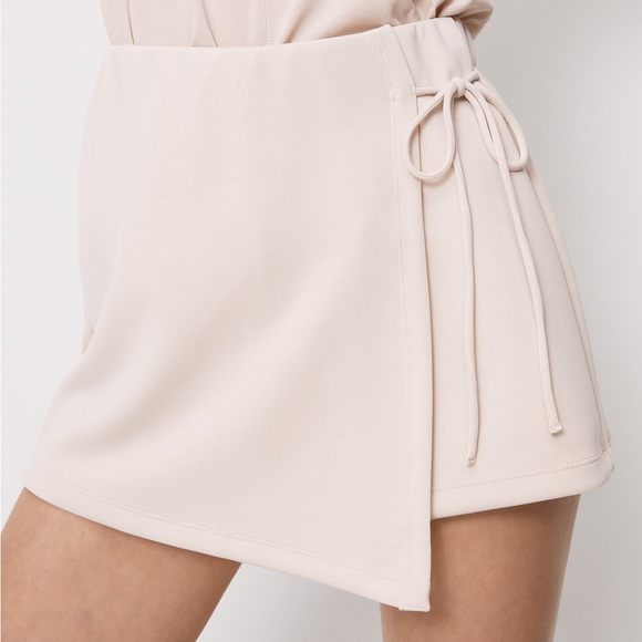 Oysho trouser skort - Picture 2 of 4
